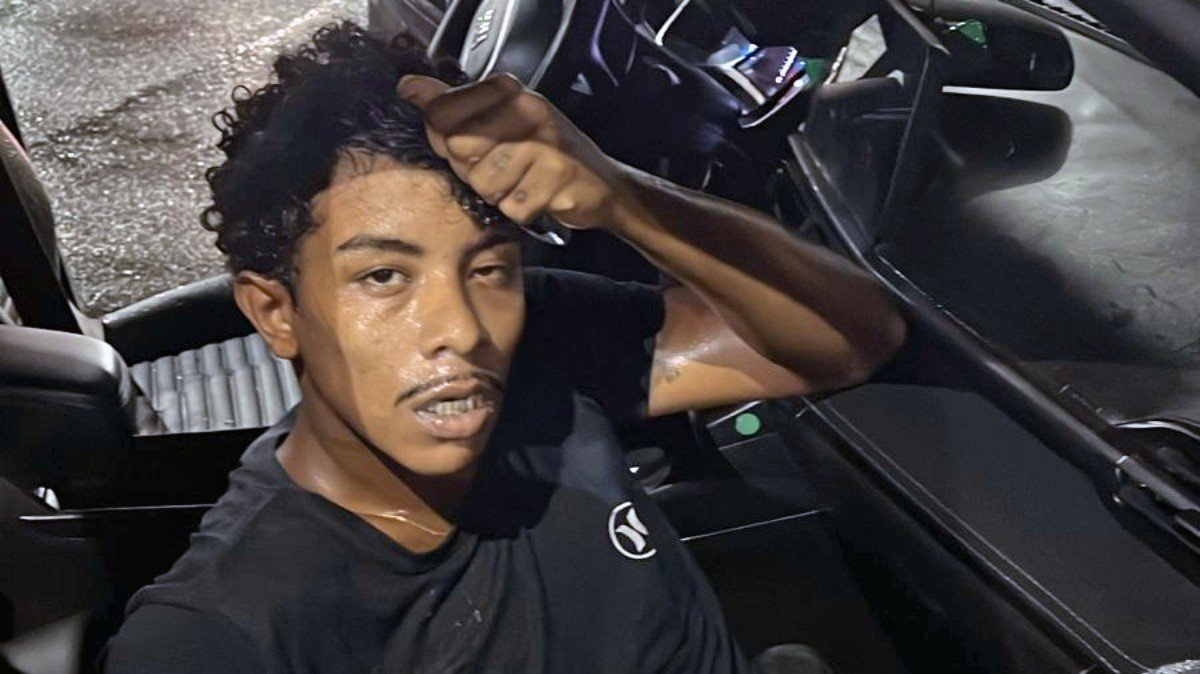 Após perseguição com tiros, PM prende foragido por morte de turista argentino