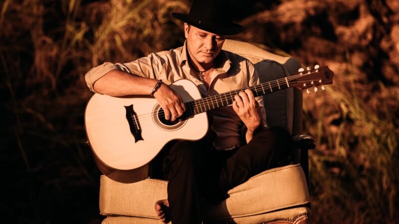 Show com cantor Paraná, stand-up sobre casamento e roda de samba: veja o que fazer na região de Ribeirão Preto e Franca