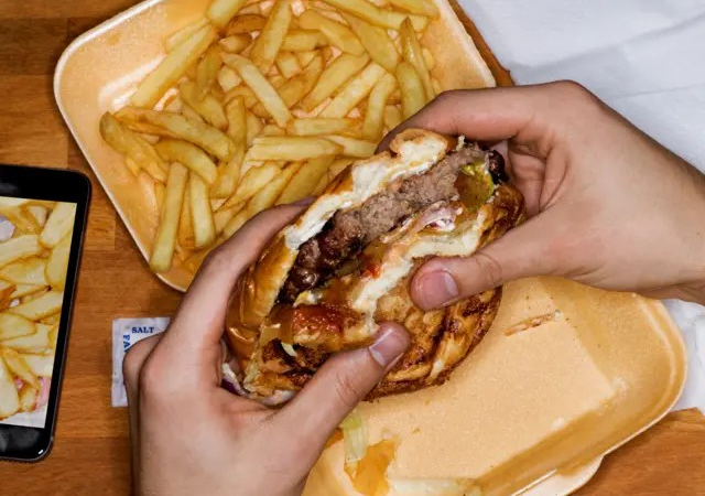 Os EUA declararam guerra contra o fast food?