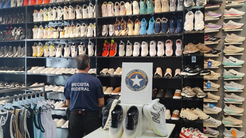 Mais de R$ 50 mil em calçados e roupas falsificadas são apreendidas no interior da Bahia