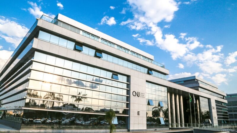 ‘Juros de mora’, ‘adicionais temporais’, ‘outra’: termos genéricos camuflam penduricalhos em salários de magistrados