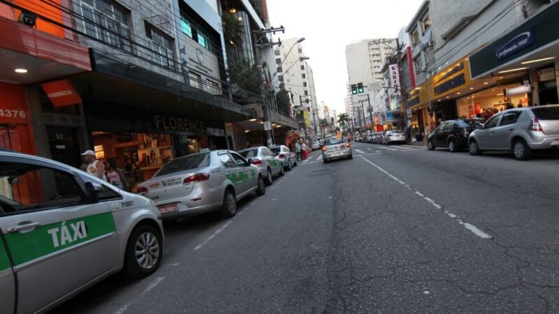 Homem é condenado após atacar casal de mulheres com ofensas homofóbicas no litoral de SP