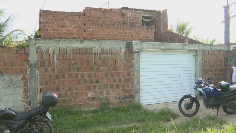 Jovem é encontrada morta quatro dias após ser espancada por companheiro, diz família; polícia investiga