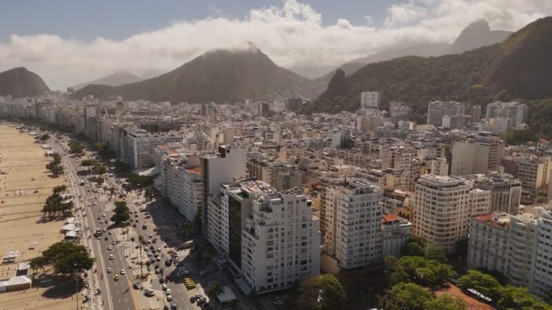 Mercado de aluguéis de curta temporada é impulsionado pelo carnaval; modalidade divide opiniões