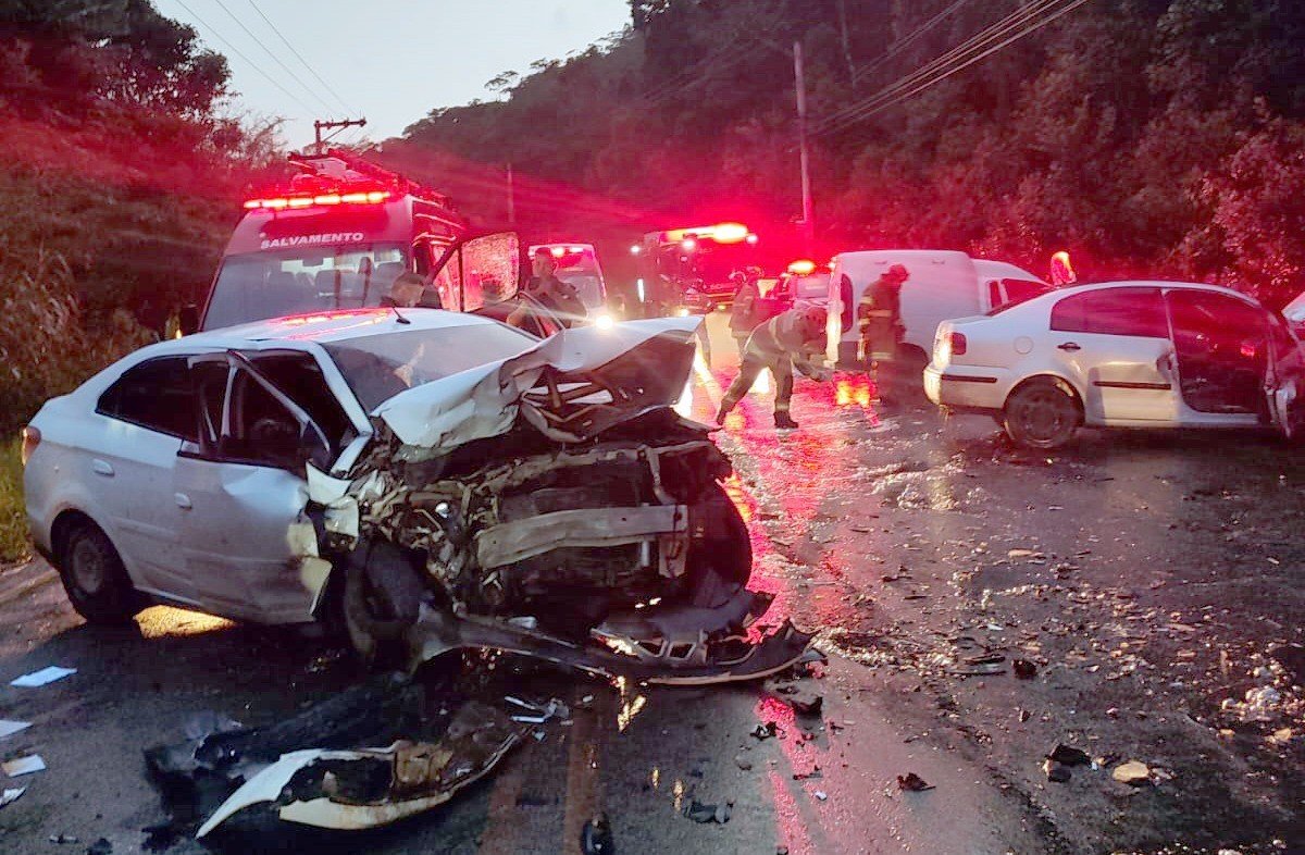 Acidente na RJ-130, em Teresópolis, deixa vítima em estado grave