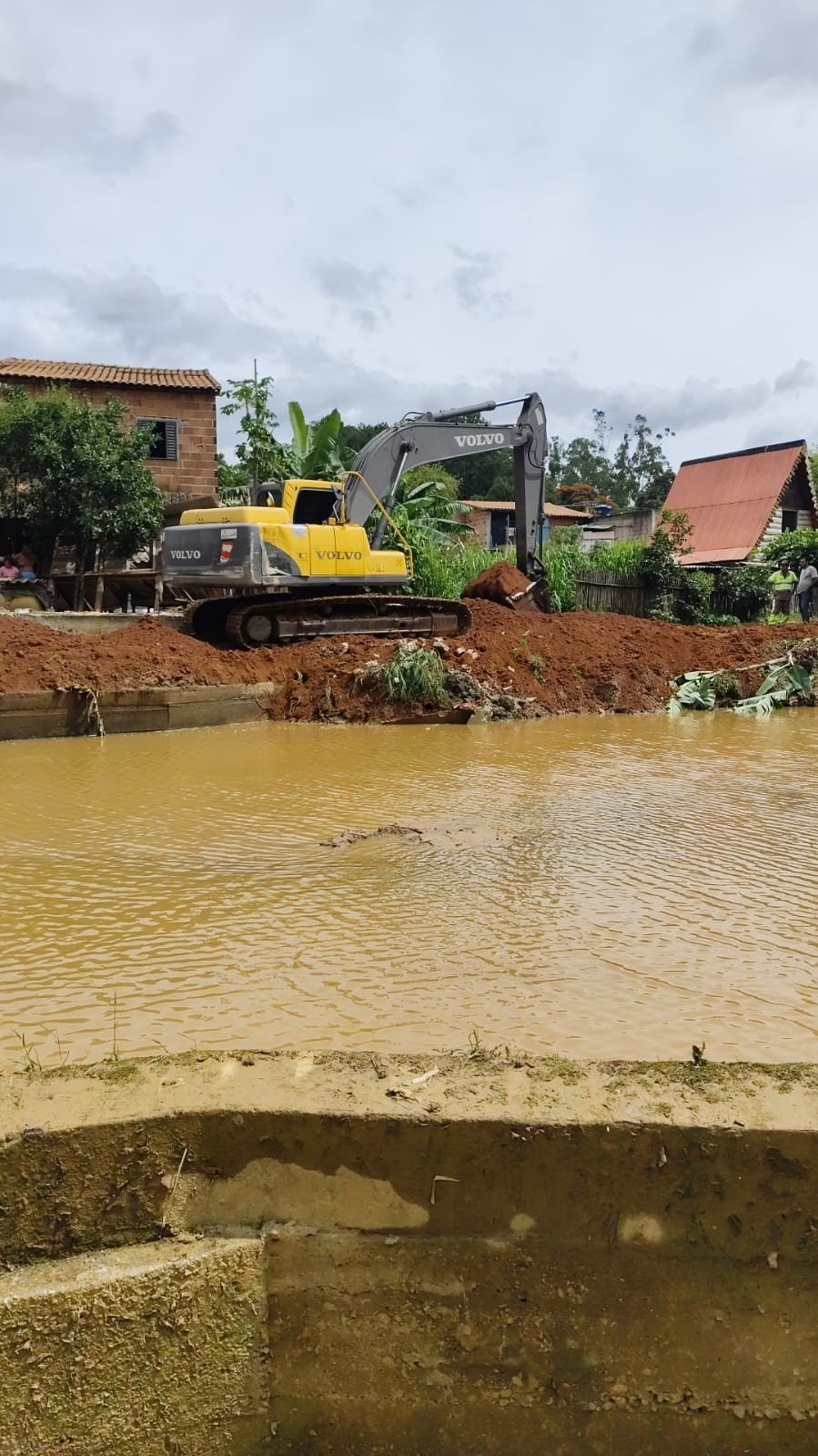 Reparo no sistema abastecimento de água em Areias é concluído