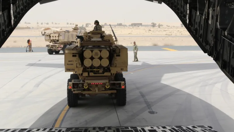 Irã diz que bombardeou base secreta dos EUA nos Emirados Árabes com cerca de 200 soldados dentro