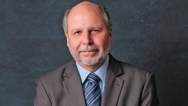 Justiça suspende decreto dos ‘superpoderes’ da Casa Civil do RJ