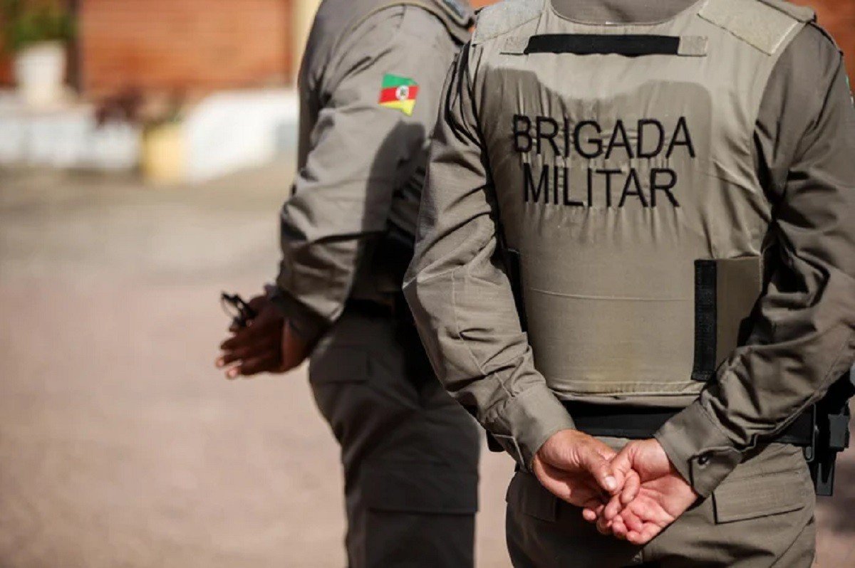 Homem é preso suspeito de agredir duas mulheres, uma delas grávida, durante briga familiar em Carlos Barbosa