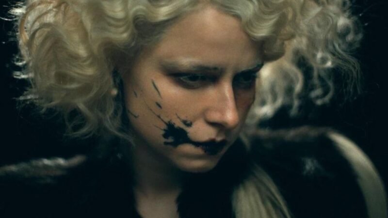 ‘A Noiva!’ reimagina clássico de ‘Frankenstein’ de forma ousada e intensa; g1 já viu