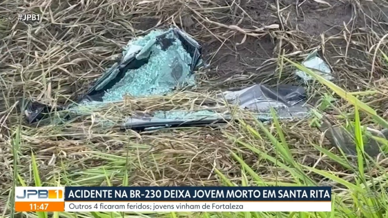 Acidente com van na BR-230, em Santa Rita, deixa um jovem morto e outros feridos