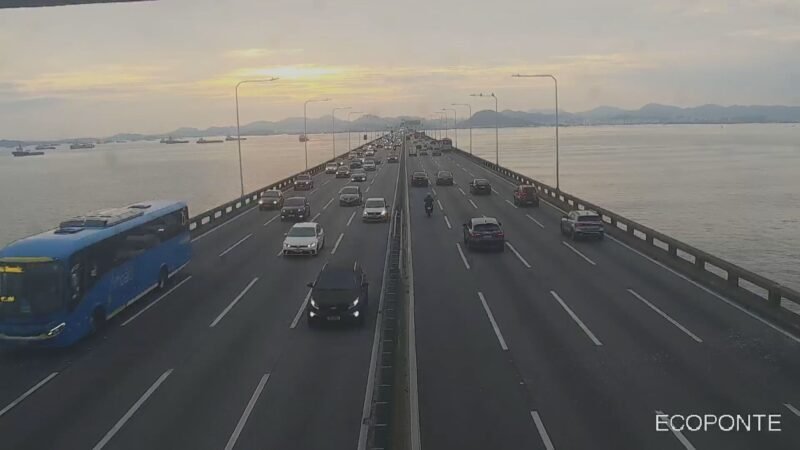 Pedágio da Ponte Rio-Niterói é reajustado; carros pagam R$ 6,60 para atravessar via
