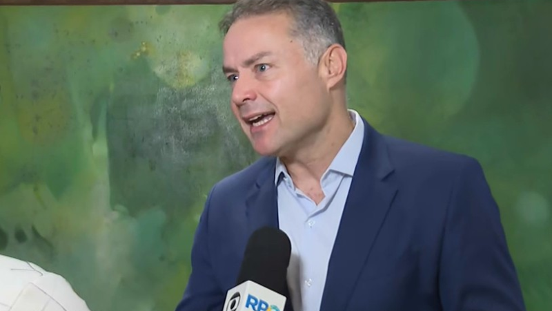 Ministério dos Transportes diz que governo vai intensificar ações contra empresas que descumprem tabela do frete