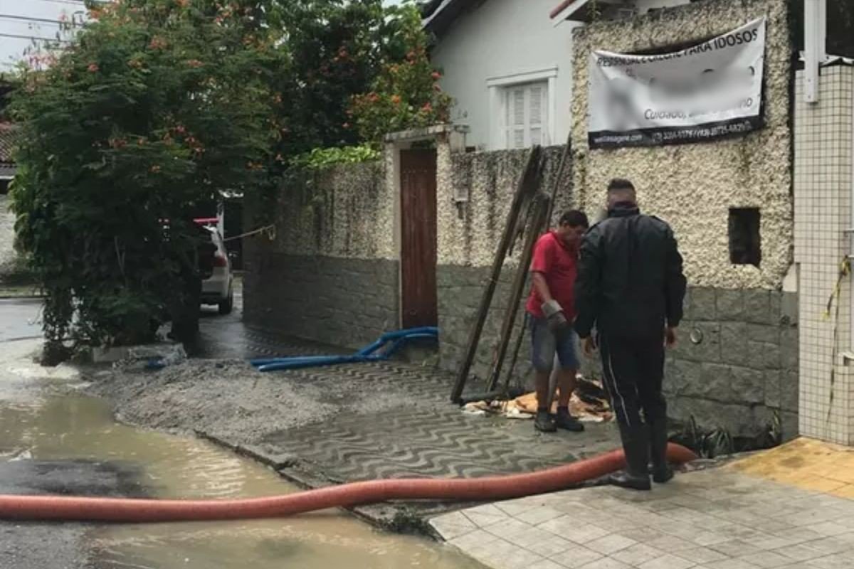 Justiça condena construtora por morte de idoso após piso ceder durante temporal no litoral de SP