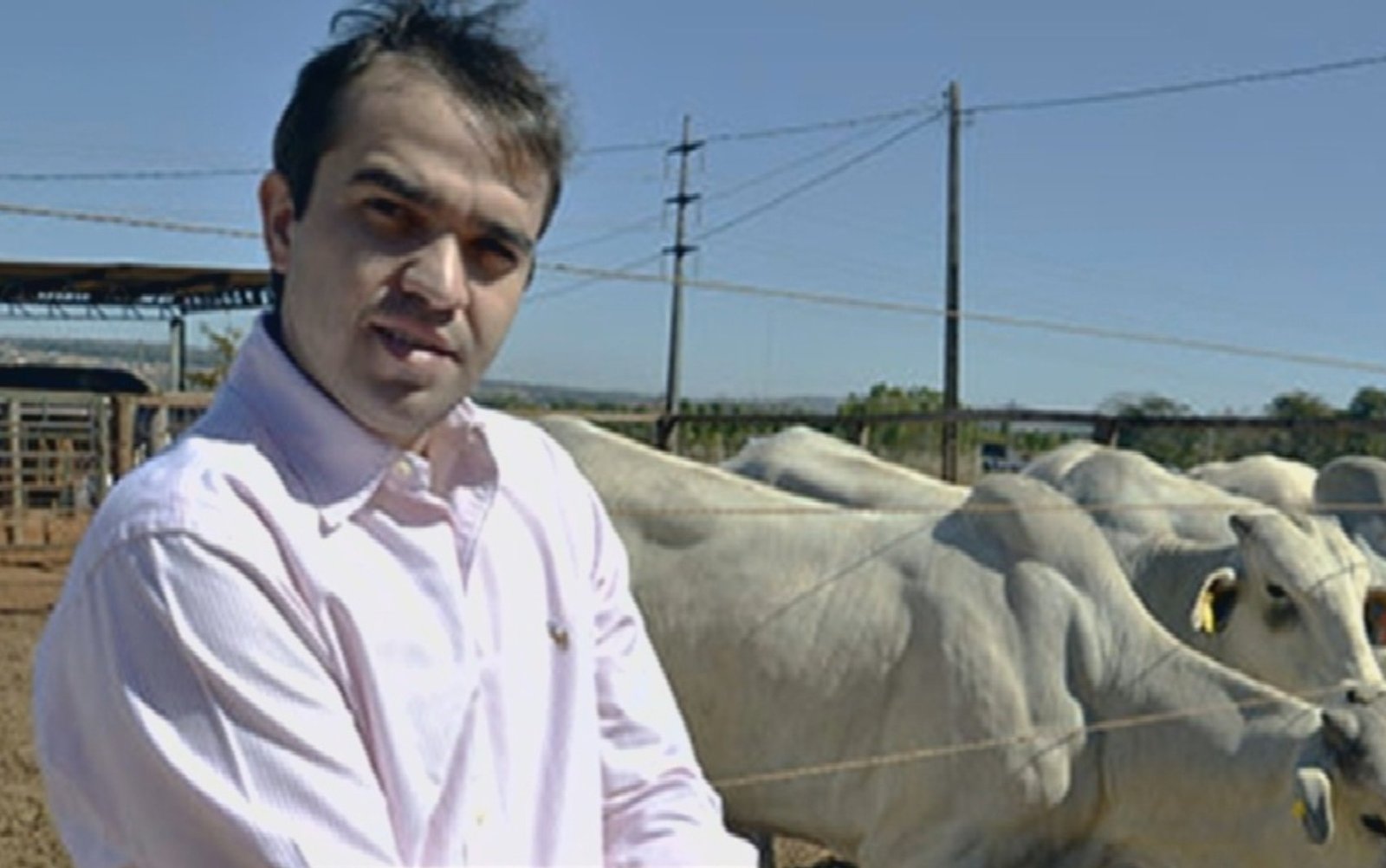 Professor da UFG é demitido após alunas denunciarem abuso sexual