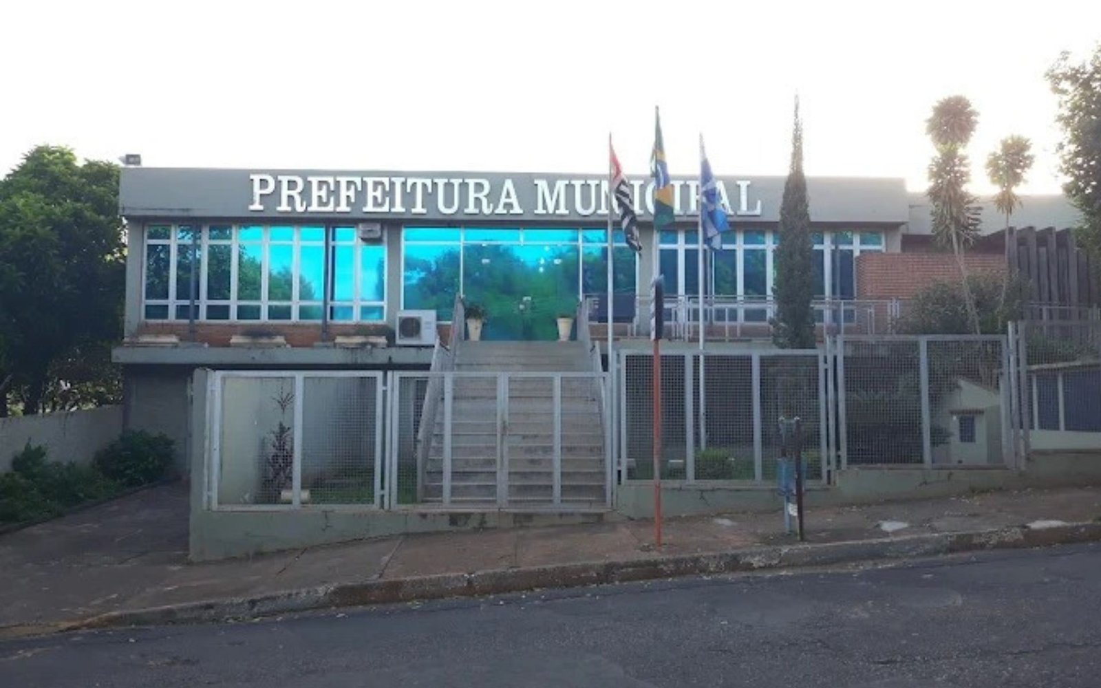 Enfermeira é demitida por suspeita de falsificação e venda de atestados médicos