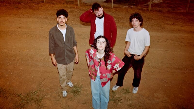 Banda Varanda estreia no Lolla com vocalista influencer famosa por receitas de ‘gororobas’