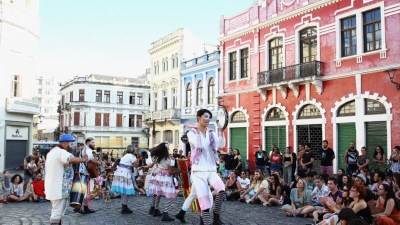 34ª edição do Festival de Curitiba começa nesta segunda (30); veja atrações que ainda têm ingressos disponíveis