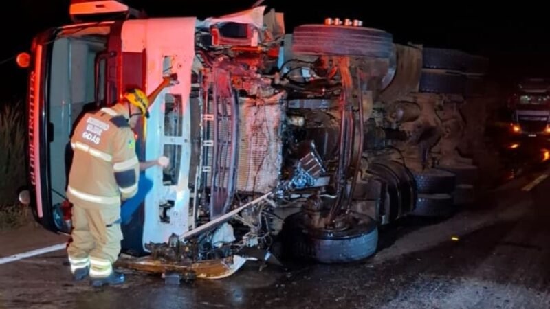 Mãe e filho morrem em acidente, em São Miguel do Araguaia