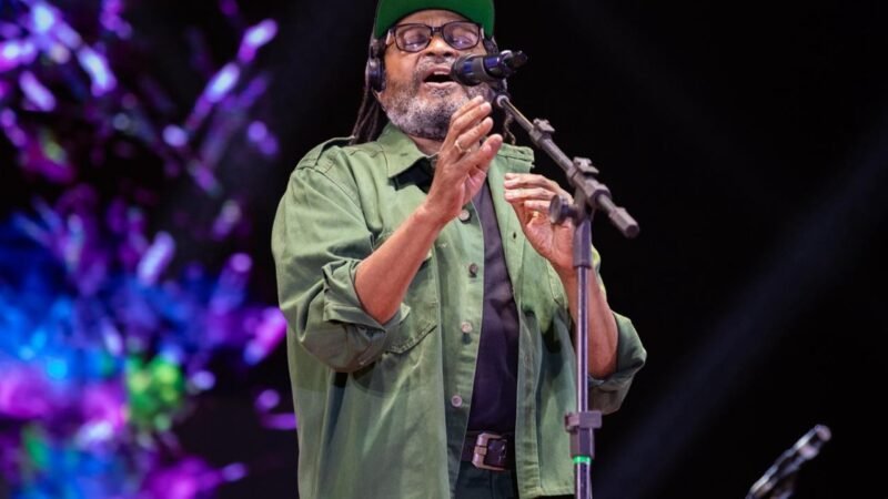 Antes do Lolla, Edson Gomes criticou Dia da Consciência Negra e comunistas que ‘caçam’ crianças
