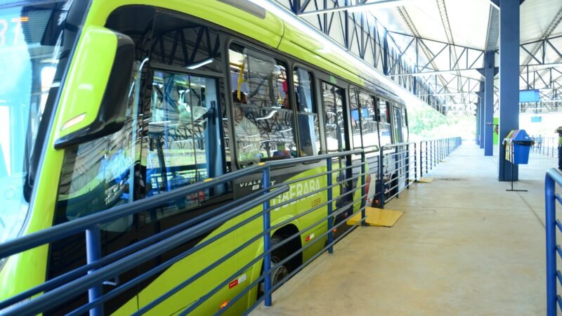 Linhas do transporte coletivo de Uberaba sofrem alteração com obras na rua Arthur Machado; se programe