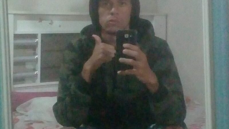 Jovem é executado a tiros em plena luz do dia em Casimiro de Abreu, no RJ