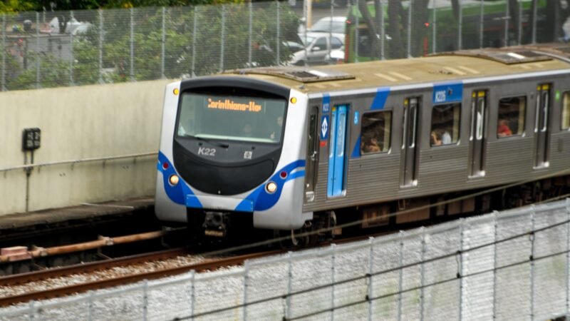 Metrô terá operação 24 horas durante feriado de Páscoa em SP