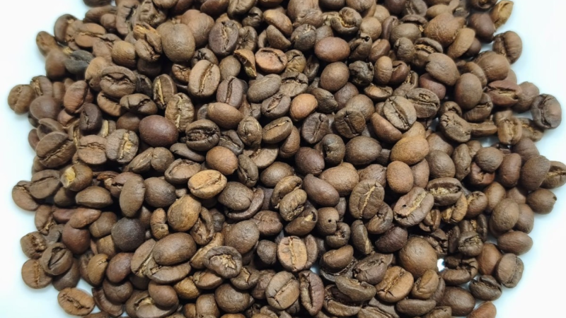 Do aroma da manhã à gastronomia, café vai além da xícara e vira ingrediente até em molho para carnes; veja receita