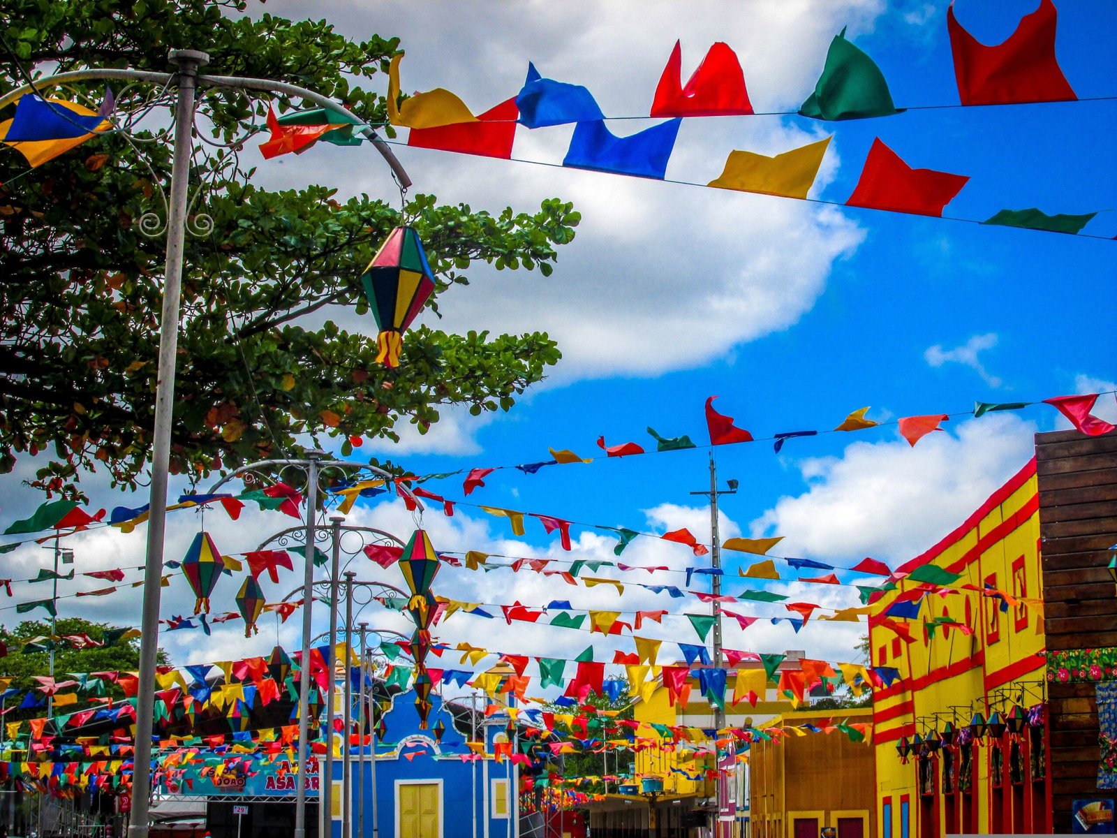 Resort em Atibaia prepara dois meses de arraiá com programação para famílias