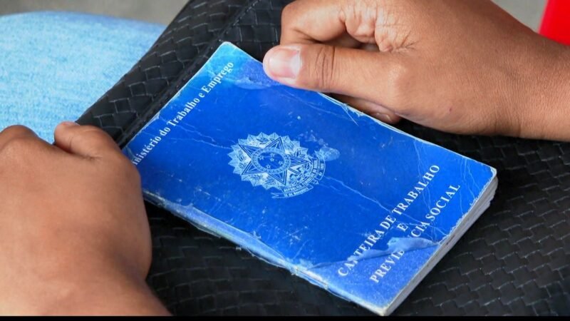 Quando cai o quinto dia útil de abril? Confira as datas de pagamento dos trabalhadores CLT