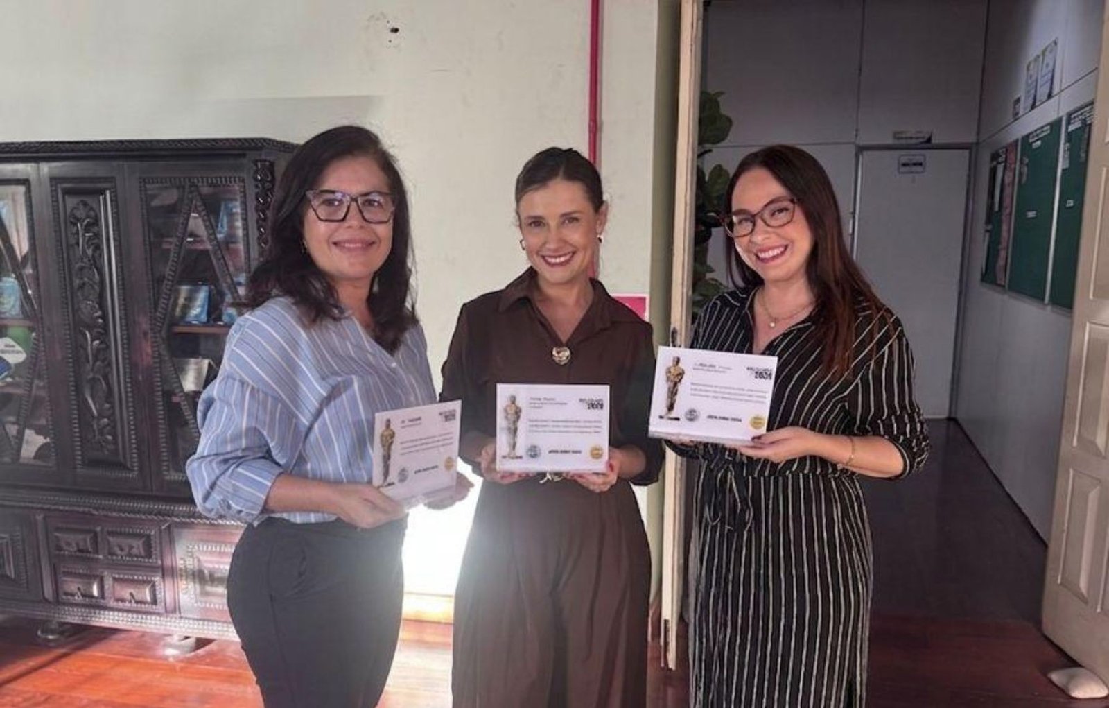 Jornalistas do g1 e TV Sergipe recebem prêmio da Federação de Entidades e Ações Comunitárias de Aracaju