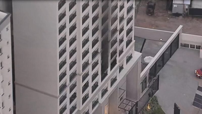Incêndio atinge prédio residencial na Vila Sônia, Zona Oeste de São Paulo