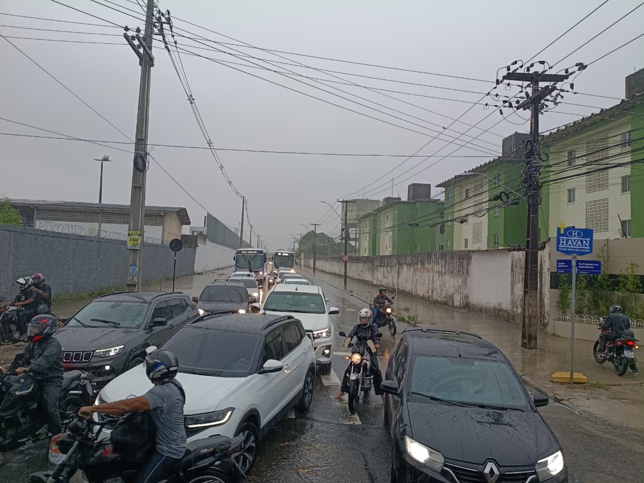 Inmet emite alerta de chuvas intensas para quase todas as cidades da Paraíba