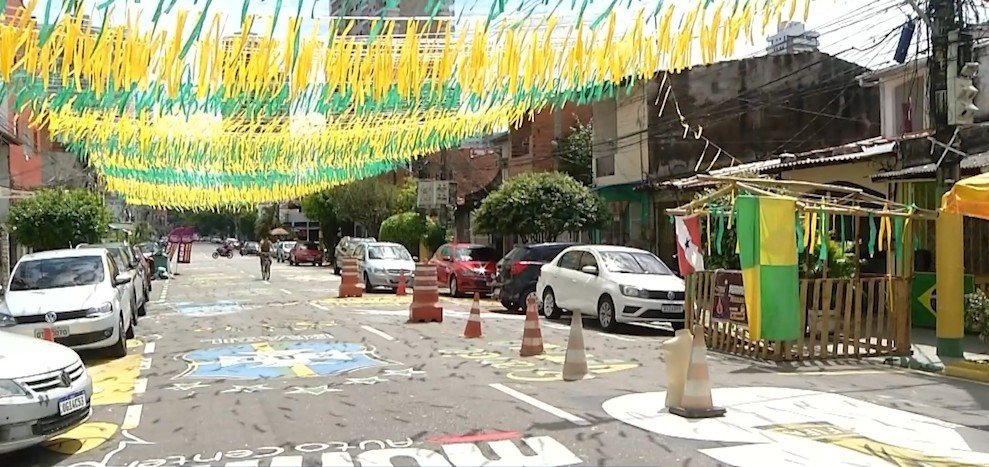 Copa do Mundo: Comunidades se unem e ruas de Belém ganham pinturas e bandeirinhas