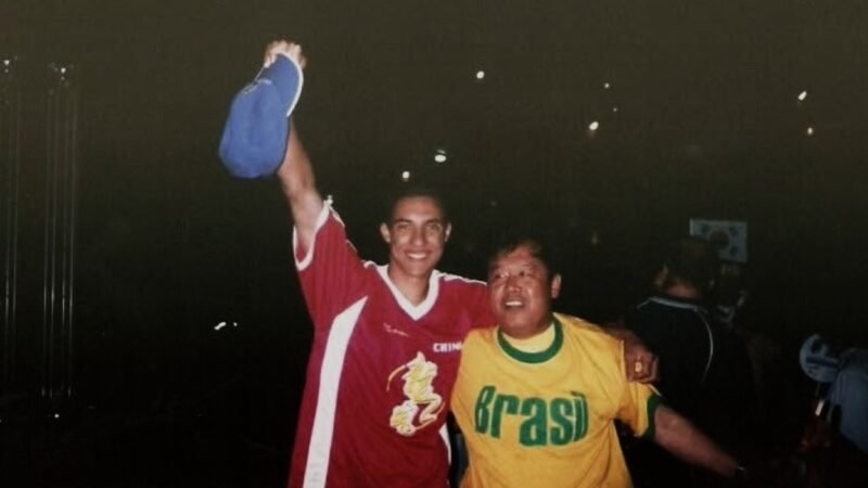 ‘Na Coreia ou no Japão, o penta tá na mão’: como uma frase levou jovem de SP à Copa de 2002