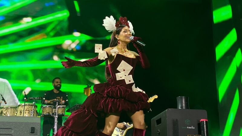 Priscila Senna encerra temporada de São João em Campina Grande e celebra estreia no Rock in Rio