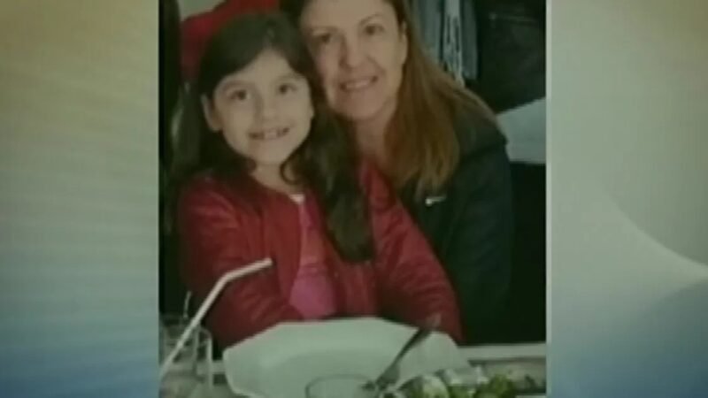 O caso da mulher foragida há mais de uma década após deixar a delegacia e que é acusada pela morte da filha