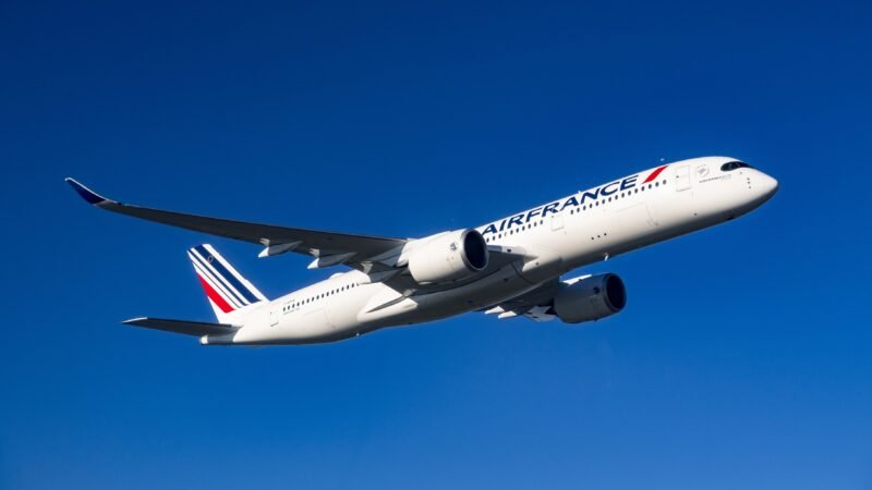 Air France é condenada a indenizar passageiros por voo internacional em poltronas que não reclinavam