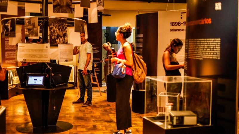 Cinema São Luiz ganha centro de memória audiovisual e volta a ter programação permanente com sessões de quarta a domingo