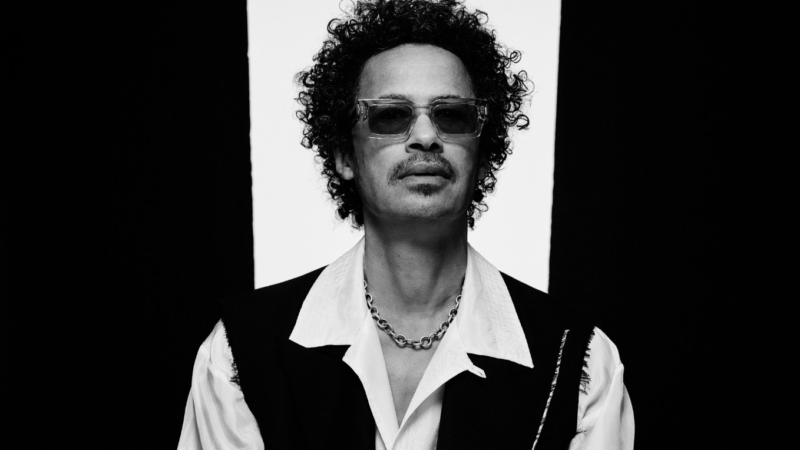 Dono do hit ‘Save tonight’, Eagle-Eye Cherry se apresenta neste domingo no Capital Moto Week