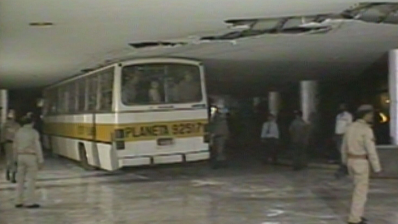 Espelho d’água do Palácio do Planalto foi construído após tentativa de atentado em 1989; conheça a história e veja VÍDEOS