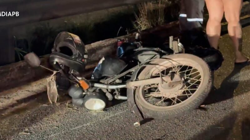 Mulher morre após colisão entre moto e carreta na BR-101, em João Pessoa