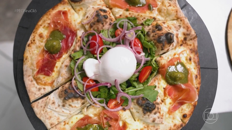 Engenheiro químico transforma paixão por pizza e rock em pizzaria que fatura R$ 50 mil por mês