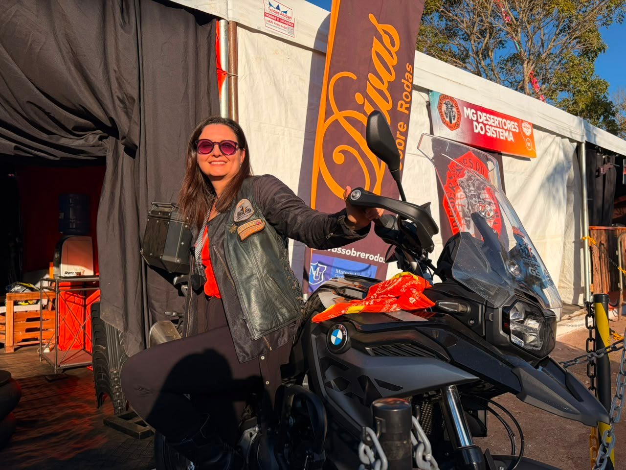 Liberdade, proteção e ‘irmandade’: o que as mulheres do Capital Moto Week encontraram pilotando em duas rodas