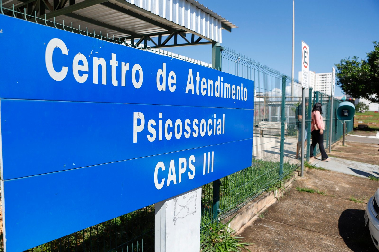 Memes, medo e desinformação: por que os Caps ainda enfrentam resistência no DF