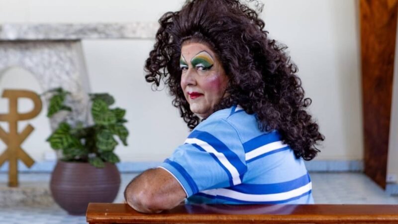‘Me senti realizado’, diz agricultor que se vestiu de drag queen para realizar sonho do filho no Paraná